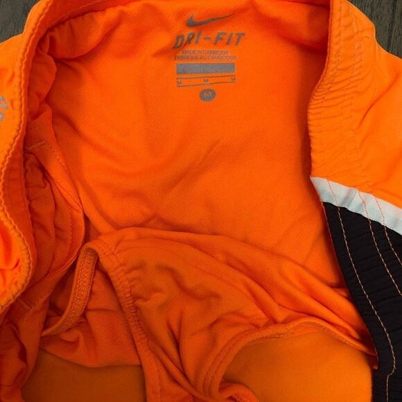 Nike Athletic Running Shorts w/ Back Pocket - Picture 8 of 11